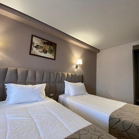 Doanesia Premium Hotel & Spa Τίρανα Εξωτερικό φωτογραφία